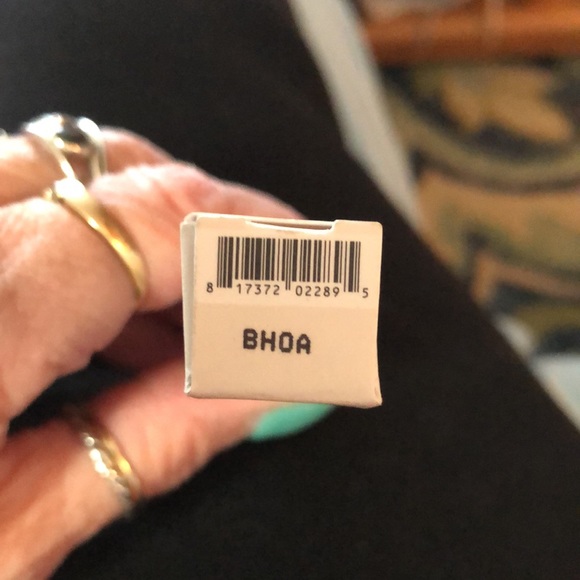 Makeup - Picture 6 of 6